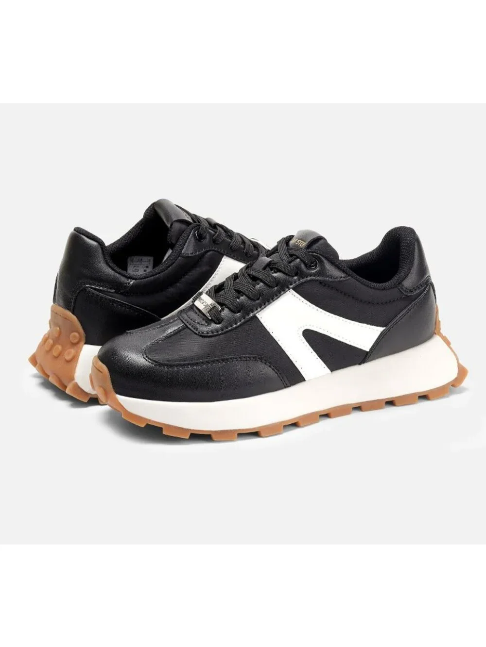 Women's Black Retro Classic Stylish Lace Up Tennis Running Walking Sneakers